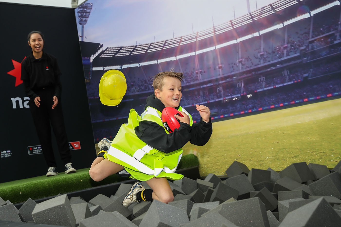 Kids Hard Hat Tour Opens The 2019 Footy Festival With Patrick Cripps